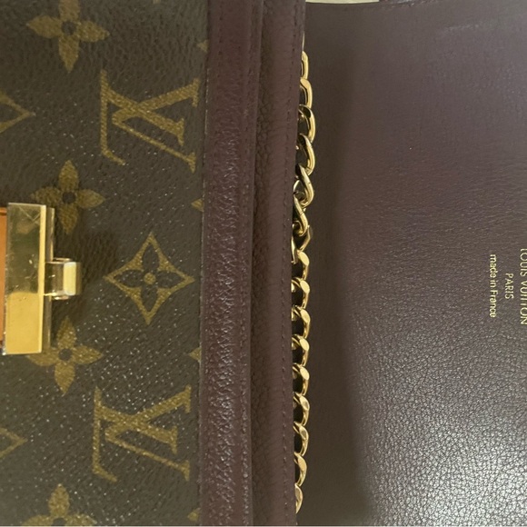 LV cross body purse ( no chain included) - Picture 8 of 13